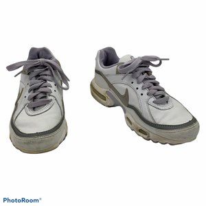 NIKE WOMENS AIR MAX PLUS TUNED SHOES 6.5